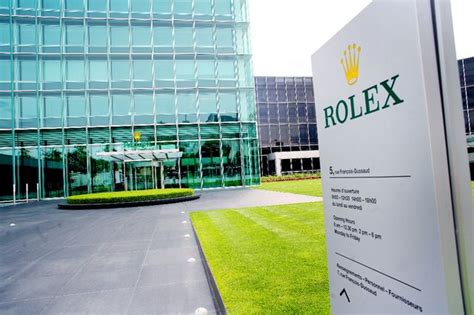 Gros dégagement de fumée chez Rolex .